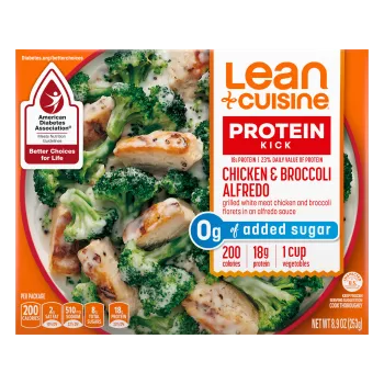Vista frontal centrada de caja de Lean Cuisine Chicken & Broccoli Alfredo Frozen Entrée de 10oz/PESO NETO 8.9oz (253g).