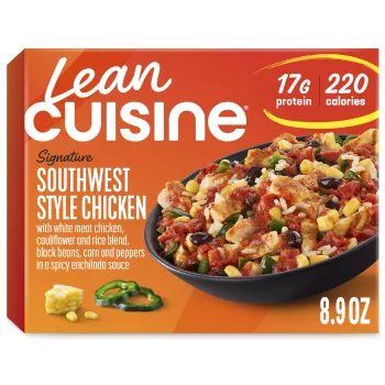 Vista frontal centrada de caja de Lean Cuisine SW Style Chicken Frozen Entrée de 8.9oz/PESO NETO 8.9oz (255g).