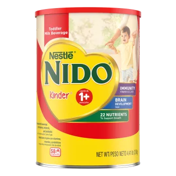 Imagen frontal centrada de una lata de 4.85 lb de bebida láctea en polvo NIDO Kinder 1+ con peso neto de 4.41 lb (2 kg).
