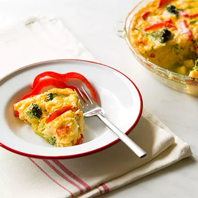 Cazuela de Tostada Francesa de Durazno y Almendras