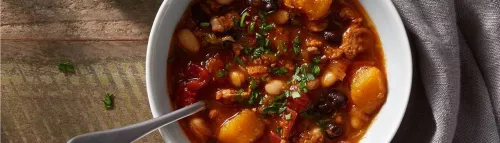 Cazuela de Tostada Francesa de Durazno y Almendras