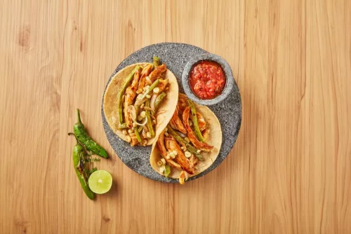 Fajitas de pollo con nopal