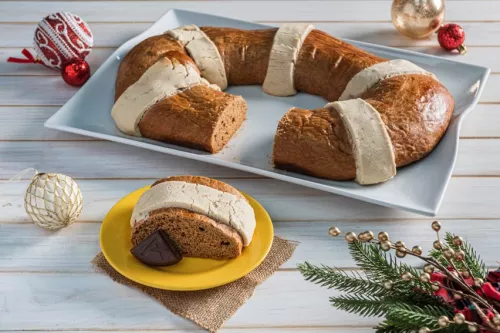 Rosca de Reyes de Chocolate con Mazapán