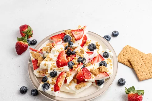 Frozen Greek Yogurt Bark