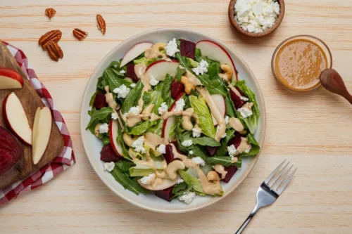 Ensalada de Betabel con Queso de Cabra