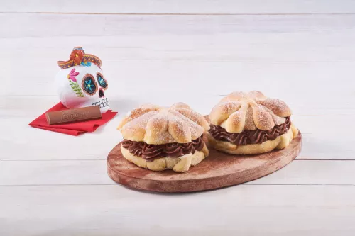 PAN de MUERTO RELLENO de CARLOS V®