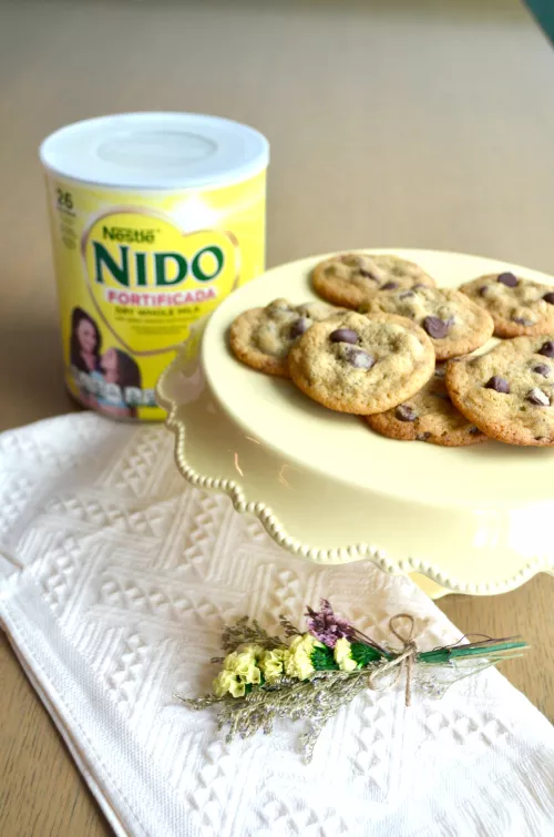 NIDO x Nestle Toll House Chocolate Chip Cookies