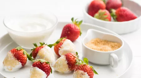 Vanilla Yogurt Strawberries