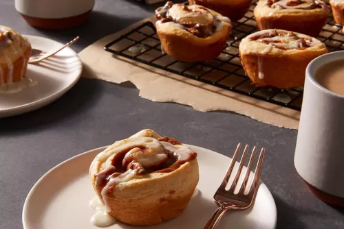 Dulce de Leche Cinnamon Rolls