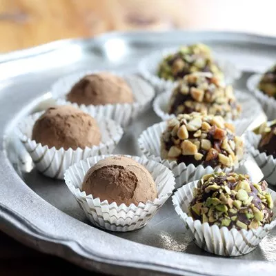 Blissful Sweet Cream Chocolate Truffles