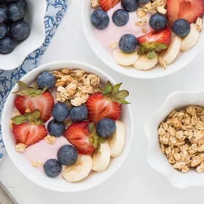 Berry Colorful Smoothie Bowl