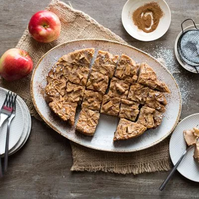 Slow Cooker Apple Spice Cake