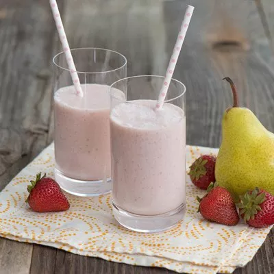 Strawberry Pear Smoothie