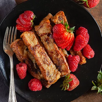 Crunchy French Toast Sticks