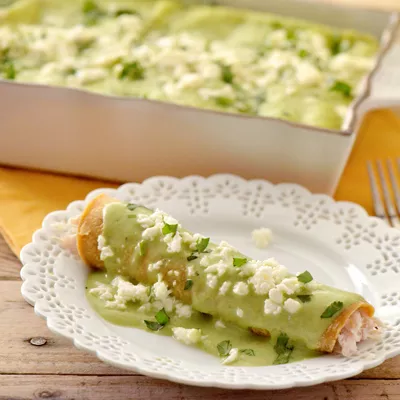 Chicken Enchiladas with Avocado Sauce