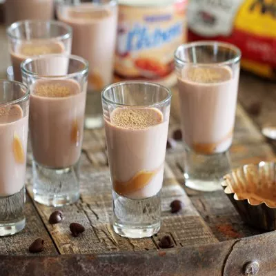 Traguitos de Champurrado de La Lechera