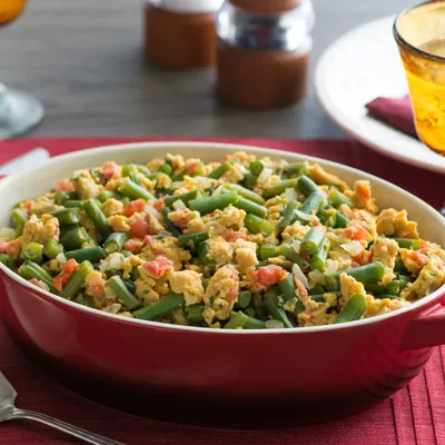 Vainitas, Tomates y Cebolla con Huevos