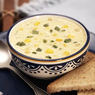 Sopa Picosa de Jalapeño y Maíz