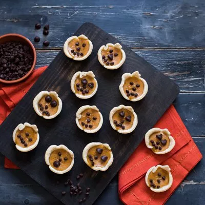 Easy Mini Pumpkin Jack-O-Lantern Pies