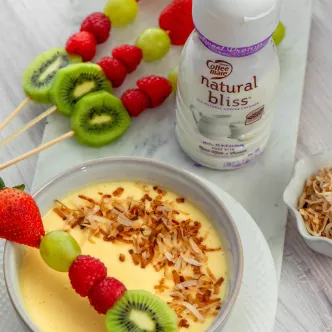 Dip de piña y fruta