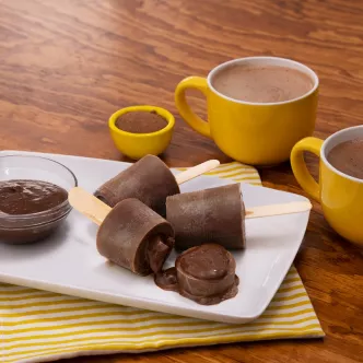 Paletas rellenas abuelita