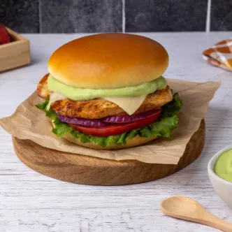 Hamburguesa de Pollo con Guacamole