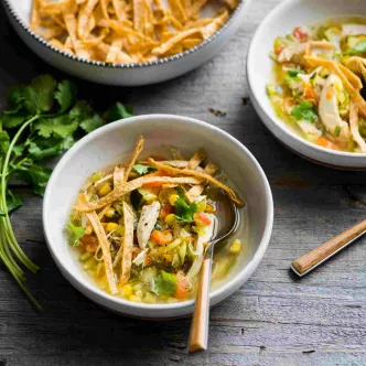 Cazuela de Tostada Francesa de Durazno y Almendras