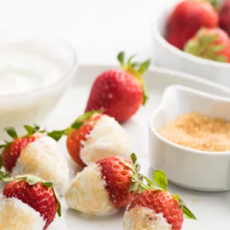 Vanilla Yogurt Strawberries