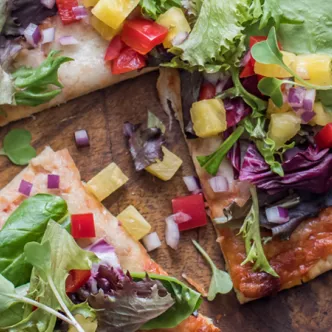 Grilled Pizza with Pineapple Salsa Salad
