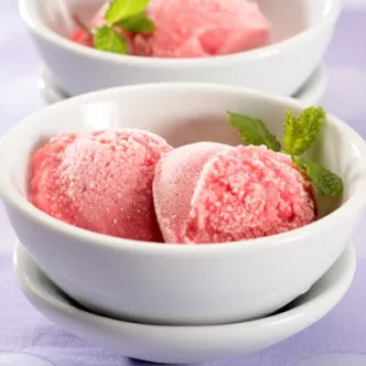 Creamy Strawberry Freeze