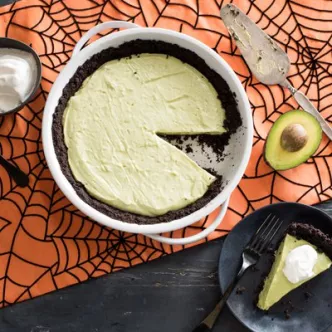 Green Monster Avocado Pie with Chocolate Crust