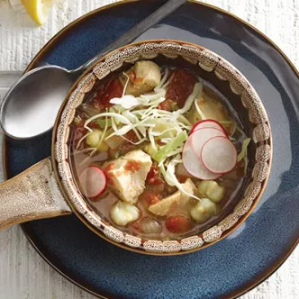 Pozole de Pollo en la Olla de Cocción Lenta