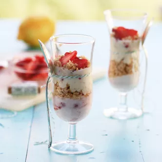 La Lechera Strawberry Parfaits