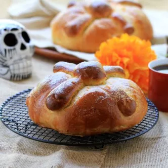 Pan de Muerto de La Lechera