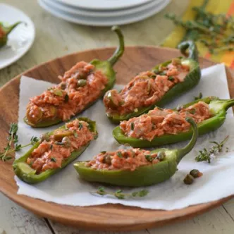 Jalapeños Rellenos de Atún
