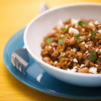 Arroz y Frijoles en Salsa de Tomate